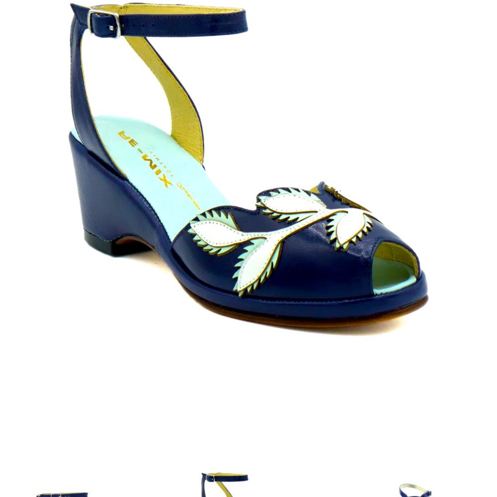 Remix Vintage Style Flora wedge